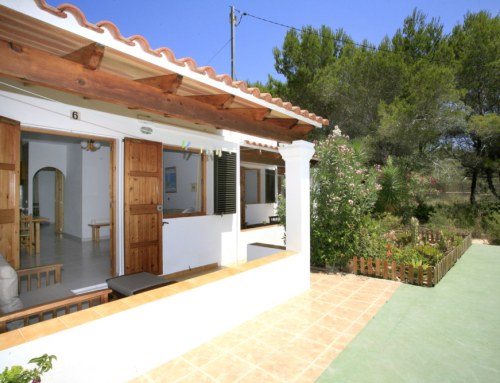 Cozy bright holiday apartment surrounded by nature and close to the beach, MIGJORN – Property code: AGMFOR