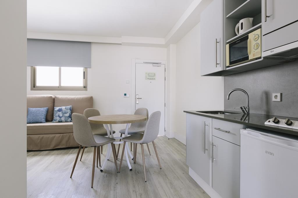 ALUMIB 2 ALUMIB 2 - LeibTour: TOP aparthotels in Ibiza