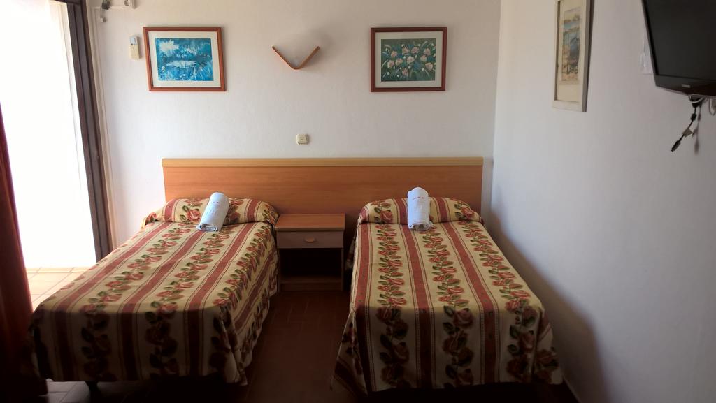 APRYPRTX 7 APRYPRTX 7 - LeibTour: TOP aparthotels in Ibiza