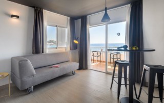 Amazing Cheap Apartment Pool Playa den Bossa PlayaJad16 Living Room - LeibTour: TOP aparthotels in Ibiza