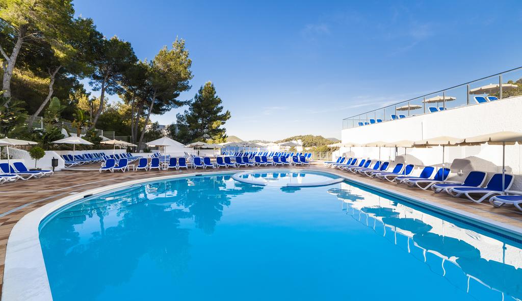 Familiar Holiday Complex of apartments with swimming pool, CALA LLONGA – Property Code: BGLSMTM