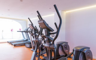 Breathtaking sunny apartment with pool and gym EBSELBOS Gym - LeibTour: TOP aparthotels in Ibiza