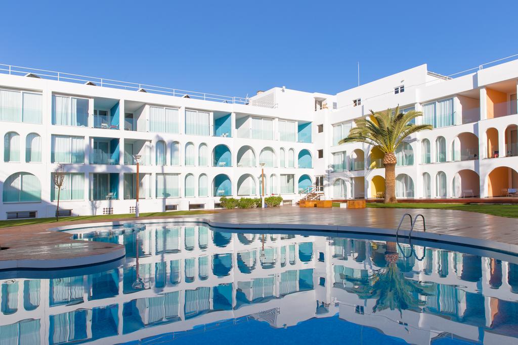 Breathtaking sunny apartment with pool and gym – EBSELBOS – Overview7 Breathtaking sunny apartment with pool and gym EBSELBOS Overview7 - LeibTour: TOP aparthotels in Ibiza