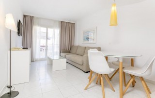 Bright apartment 2 bedrooms Santa Eulalia SEDUQPL 18 - LeibTour: TOP aparthotels in Ibiza