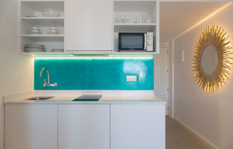 CSTFOR 12 - LeibTour: TOP aparthotels in Ibiza