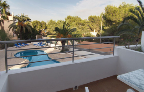 CSTFOR 2 - LeibTour: TOP aparthotels in Ibiza