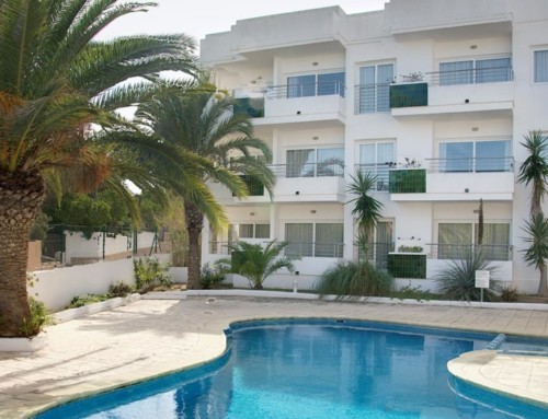 Spacious stylish holiday studios next to the beach, ES PUJOLS – Property code: CSTFOR
