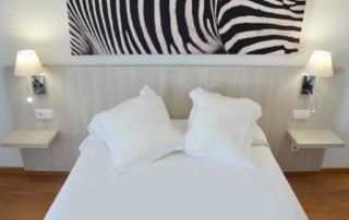 Cheap apartment with pool up to 3 guests PLAYATIV Bedroom6 - LeibTour: TOP aparthotels in Ibiza