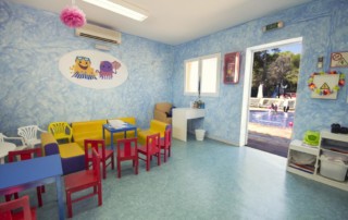 Cheap quiet family apartment Escanaz Play area2 - LeibTour: TOP aparthotels in Ibiza