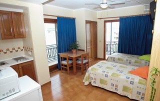 Compact homely apartments and studios EBAPPSE Studio apartment - LeibTour: TOP aparthotels in Ibiza