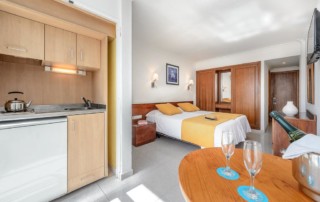 Cozy Apartment with large pool city heart SAN ANTONIO SIRAPSAN Living - LeibTour: TOP aparthotels in Ibiza