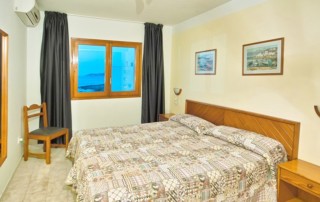 Cozy apartment with pool Pet allowed SABAHAP Bedroom2 - LeibTour: TOP aparthotels in Ibiza