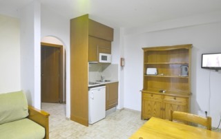 Cozy apartment with pool Pet allowed SABAHAP Living room 2 - LeibTour: TOP aparthotels in Ibiza