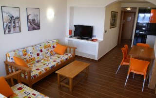 Crazy Party apartment Playa den Bossa IBJTAPT 3 - LeibTour: TOP aparthotels in Ibiza