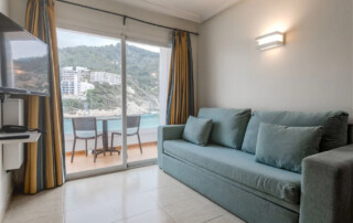 ELPICLLO 1 Bedroom with sea view 2 - LeibTour: TOP aparthotels in Ibiza