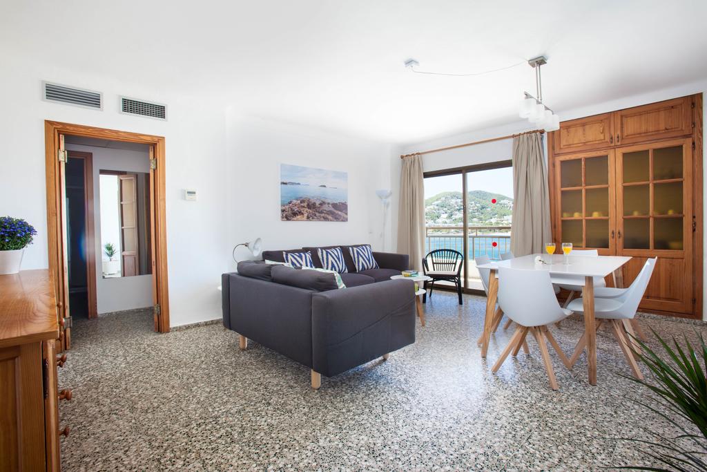 Surf and book in few minutes: Find the perfect place to stay at our elegant, large and bright holiday apartments located by the sea in the center of Santa Eulalia del Rio. Our amazing location is perfect for your next vacation.