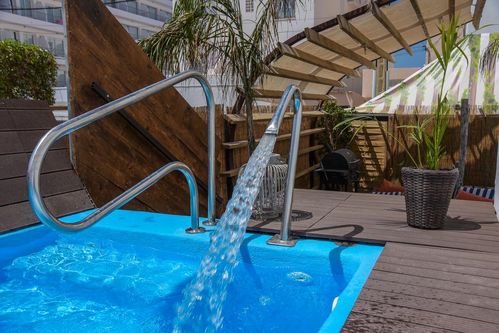 Lovely elegant holiday home 2 minutes from the beach, ES CANAR – Property Code: FUVESCA