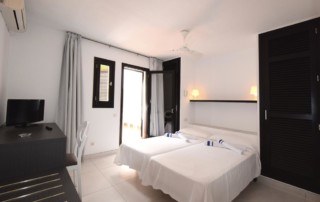 Family apartment with pool gym and Kids Area CLAZSE Bedroom - LeibTour: TOP aparthotels in Ibiza