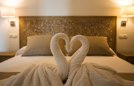 HTL RMRFOR 18 - LeibTour: TOP aparthotels in Ibiza