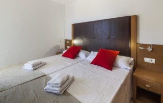 Large lovely apartment just a step from Play d en Bossa s nightlife IBHEAAP Bedroom2 - LeibTour: TOP aparthotels in Ibiza