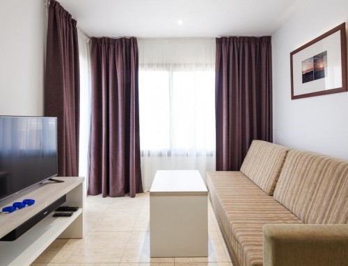 Stylish holiday apartment with swimming pool close to Ibizan nightlife, PLAYA DEN BOSSA – Property Code: IBHEAAP