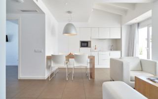 Luxury Swimming Pool Apartment PLAYA D EN BOSSA Ibsuapt Living room 5 - LeibTour: TOP aparthotels in Ibiza