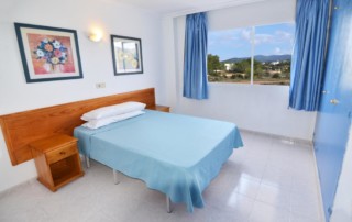 MOAPBAH Bedroom - LeibTour: TOP aparthotels in Ibiza