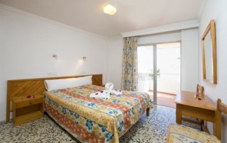 Nice Cozy Apartment with Pool PLAYA DEN BOSSA VICEGRELI Bedroom 4 - LeibTour: TOP aparthotels in Ibiza