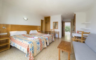 Nice Cozy Apartment with Pool PLAYA DEN BOSSA VICEGRELI Bedroom 9 - LeibTour: TOP aparthotels in Ibiza