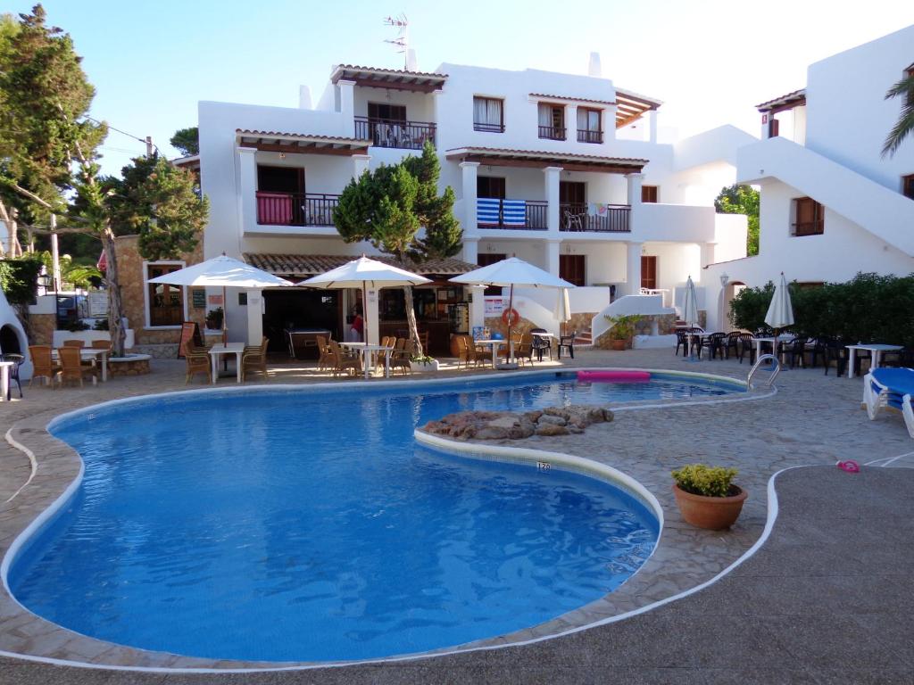 PNABNTRS pool PNABNTRS pool - LeibTour: TOP aparthotels in Ibiza