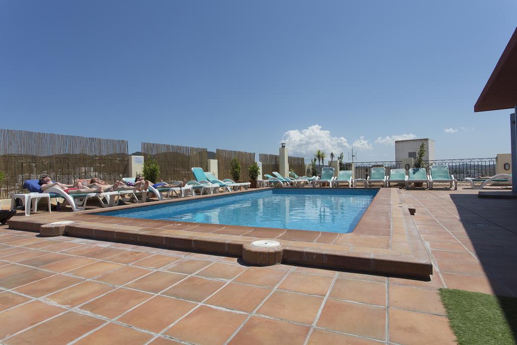 Cozy studios with cool swimming pool area in the center, SAN ANTONIO – Property Code: SCMAPTSA