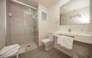 STASEU DB 2 - LeibTour: TOP aparthotels in Ibiza