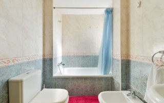 Santa eulalia bathroom 2 - LeibTour: TOP aparthotels in Ibiza