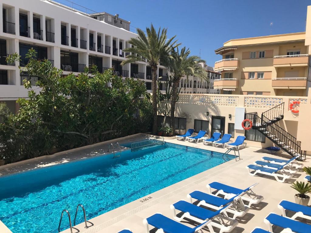 Nice complex of holiday apartments with pool, SAN ANTONIO – Property Code: JVLOSAN
